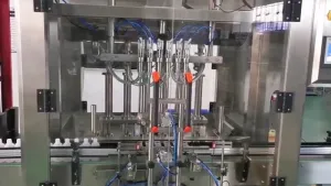 Remplisseuse-boucheuse automatique servo-commandée