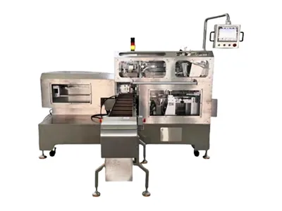 Machine automatique d’ouverture et d’insertion de sacs