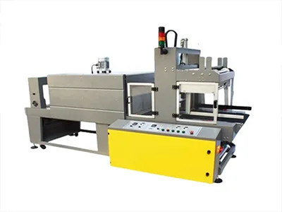 Machine automatique de suremballage rétractable avec soudeuse en manchon