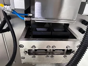 Ensacheuse verticale VFFS pour stickpacks à soudure 3 côtés
